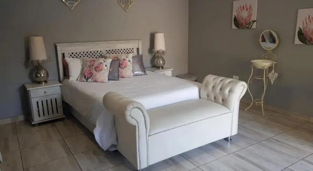 Люкс Luxury Thabong Guesthouse