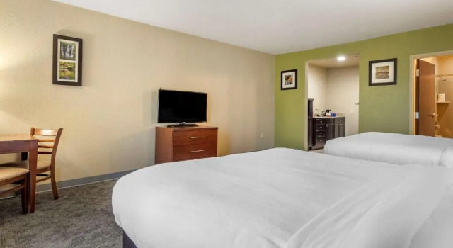 Четырёхместный люкс Comfort Inn Bentonville - Crystal Bridges