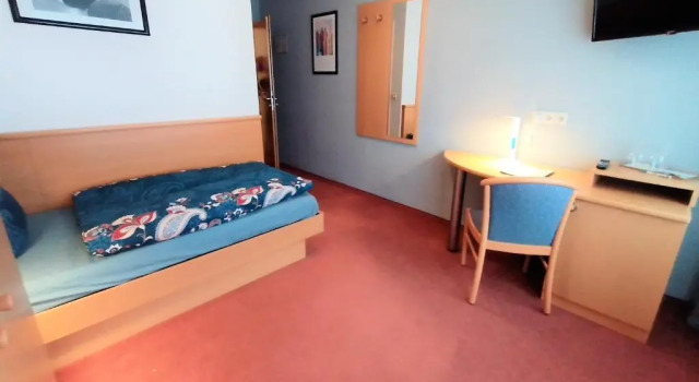 Hotel garni Stephans Albergo, Varaa Hotelli Hotellit Baijeri pysäköinnillä, Pysäköinti