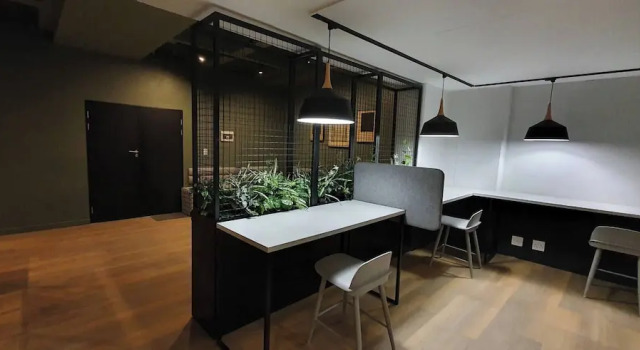 15 Sunny 1-bedroom Apartment, Забронировать Апартаменты/квартира Сэндтон Рандбург