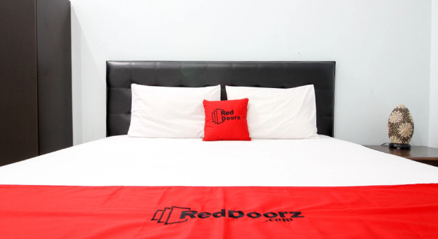 Standard Zimmer RedDoorz Plus @ Timoho