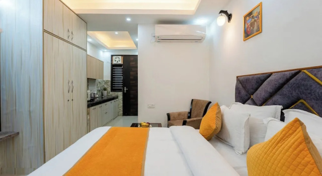 Апартаменты Luxury Plum Tree Hotels