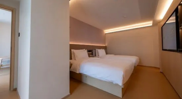 Люкс JI Hotel Kunming Beijing Road