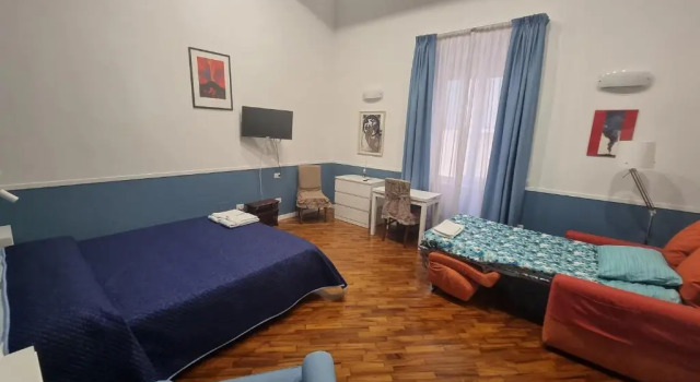 Panto' apartment 2 steps to Toledo street, Забронировать Апартаменты/квартира Апартаменты Неаполя, рядом с Accademia di Belle Arti di Napoli, Апартаменты/квартира