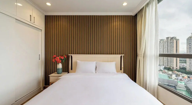 Апартаменты c 1 комнатой с балконом и с панорамным видом The Aquamarine Landmark Suites - Poolside Access at L4B