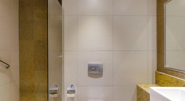 Двухместный полулюкс Protea Hotel by Marriott Ikeja Select