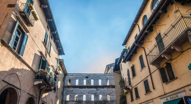 Italianflat - Via Mazzini, Забронировать Апартаменты/квартира Верона Венето, рядом с Музей старого замка