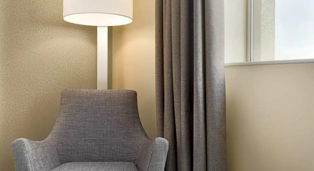 Номер Accessible Ramada Hotel & Suites by Wyndham Coventry