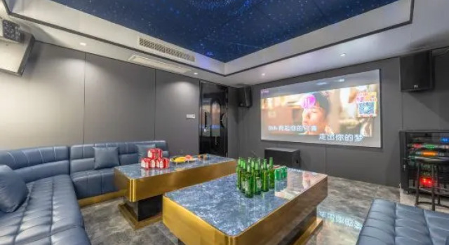Anji Shanyin Yisu · Via Pure White Designer Pool & Stream View Resort (Yucun Branch), Prenota Resort Hotel a Huzhou con piscina, Piscina