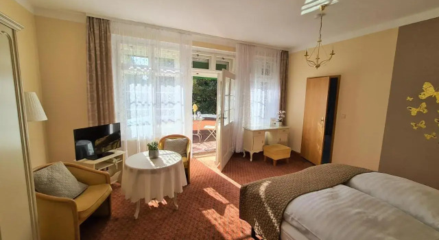 Landhotel, Rezervasyon Otel Reichenbach im Vogtland Vogtland