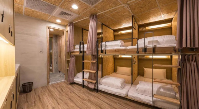 Кровать в общем номере Beimen WOW Poshtel