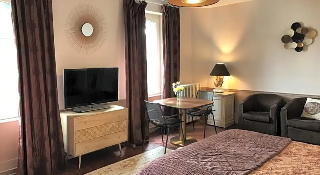 Le Clos des Princes, Забронировать Отель Шатне-Малабри Аньер-сюр-Сен
