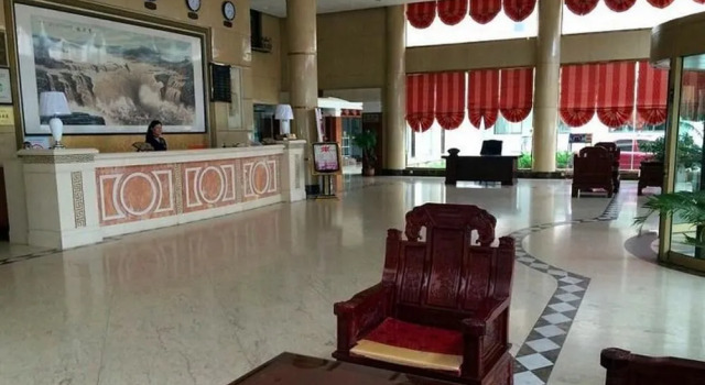 Blue Whale Bay Hotel, Prenota Hotel Hotel a Shandong con parcheggio, Parcheggio