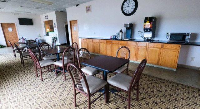 Номер Standard Salina Inn