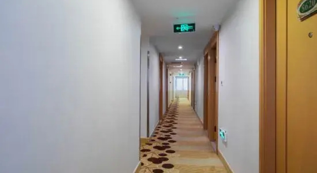 GreenTree Eastern Hotel(Shenzhen Jingtian Metro Station Store), Rezerwuj Hotel Hotele w Shenzhen z parkingiem, Parking