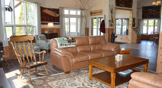 Cedar Hill Lodge, Забронировать Отель Отели в центре Сент-Игнас, в центре, Парковка