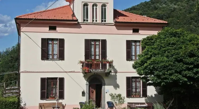 Agriturismo Il Pellegrino, Rezervați Hotel Varese Ligure Liguria
