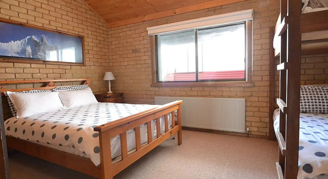 Lawlers 2, Book Hotel Hotham Heights Victorian High Country