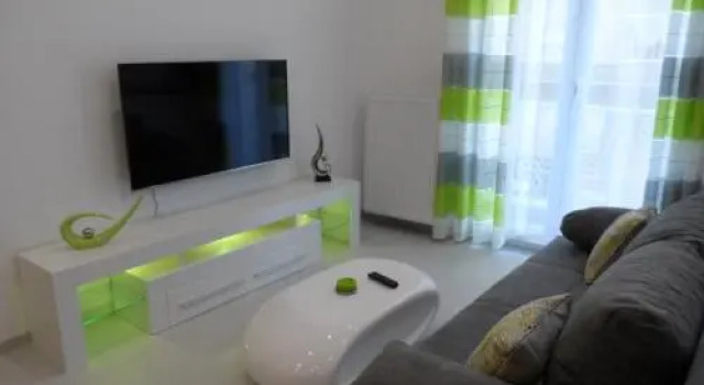 Laura Deluxe Apartment, Забронировать Апартаменты/квартира Салоники Македония, рядом с Romanian Consulate Thessaloniki