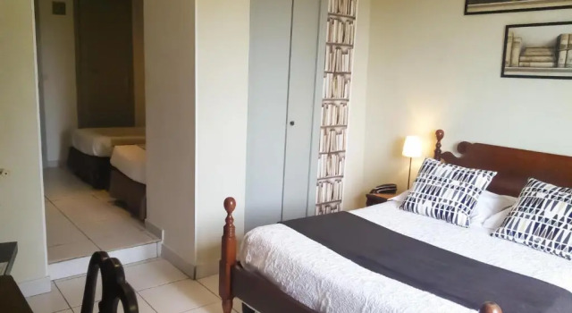 Четырёхместный номер Standard Le Panoramic Boutique Hôtel