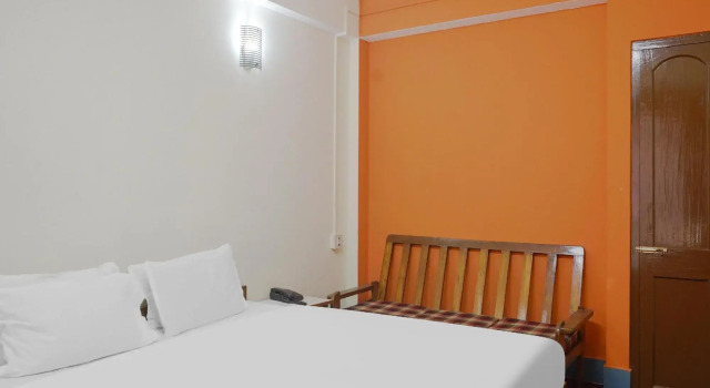 Capital O 87550 Hotel Ridgeway, Book Hotel Hotels in Sikkim with Parking, Parking