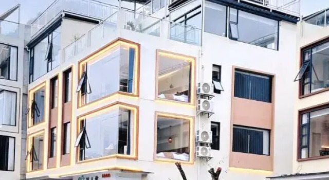 Mountain ballad small building homestay (Mingshi Garden Store), Prenota Hotel Hotel a Chongzuo con parcheggio, Parcheggio