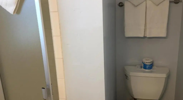 Двухместный номер Deluxe Beach Bungalow Inn and Suites