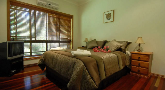 Hibiscus Lodge Bed & Breakfast, Prenota Hotel Wongaling Beach Queensland