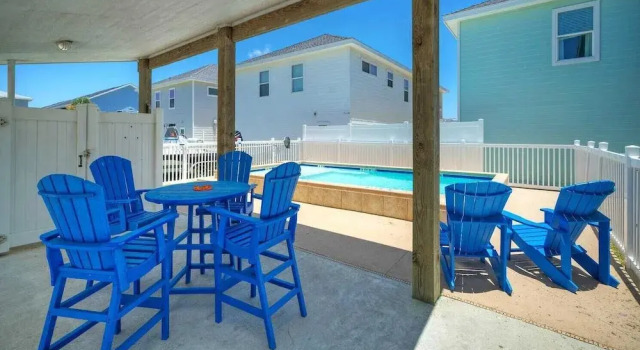Reel Life Dreams by Avantstay Pool + Near Beach!