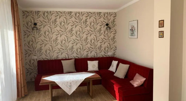 Erika Apartmanház, Book Hotel Dombovar Tolna