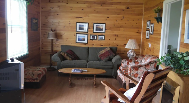 Коттедж Premium Emily's Oceanside Cottages