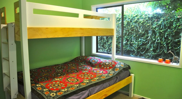 Art BnB Devonport, Book Bed and Breakfast North Auckland Auckland Region