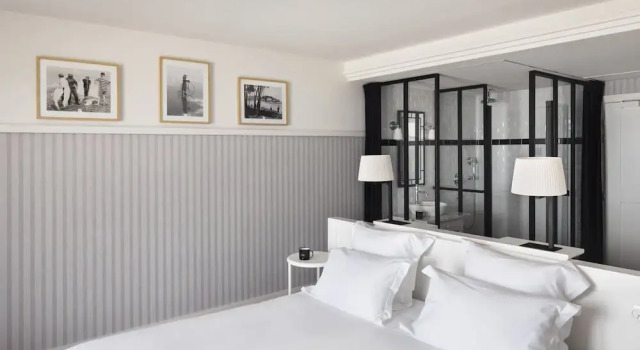 Двухместный номер Superior с балконом Grand Hôtel Perros-Guirec