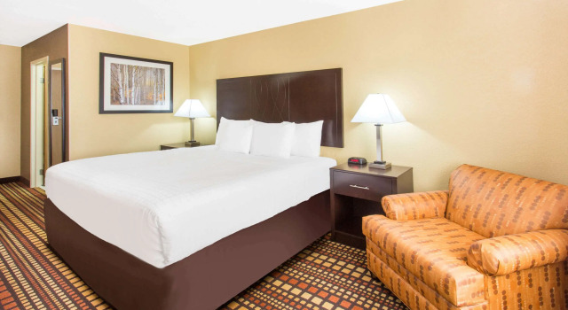 Days Inn and Suites Davenport East, Rezerwuj Hotel Davenport 