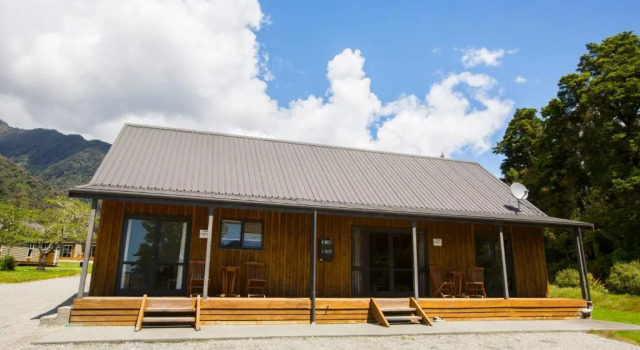 Коттедж с 2 комнатами Franz Alpine Retreat