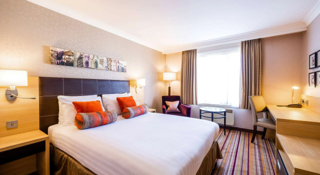 The Samuel Ryder Hotel St Albans, Tapestry Collection Hilton