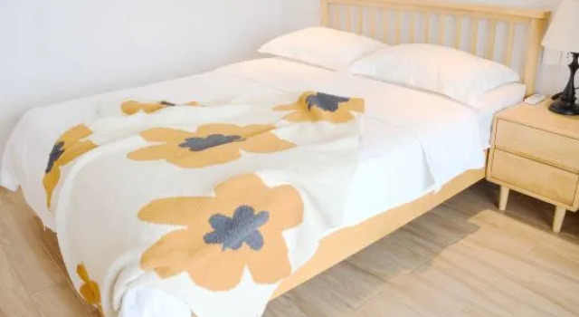 Люкс с 4 комнатами с видом на море Tianxiaxi Seaview Hotel Apartment (Beihai Yintan)