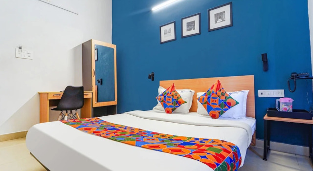 Fabexpress Silver Palace, Varaa Hotelli Chennai Tamil Nadu