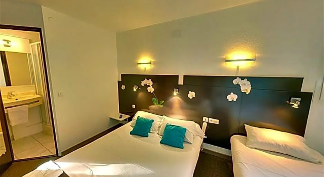 Трёхместный семейный номер Standard The Originals Access, Hôtel Béziers Est