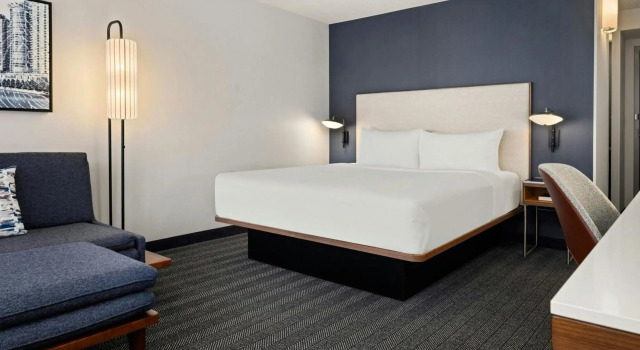 Courtyard by Marriott Chicago Downtown/River North, Забронировать Отель Отели Чикаго с парковкой, рядом с Мемориал ветеранов Вьетнама в Чикаго, Парковка