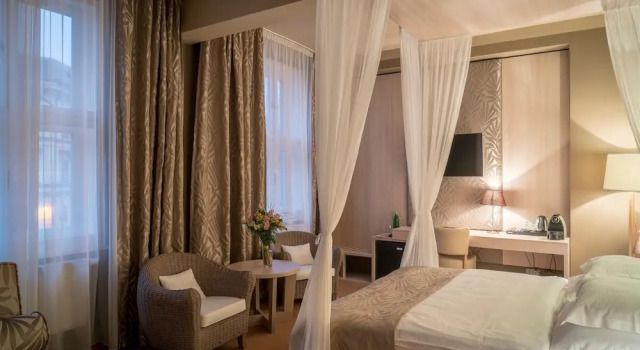 Двухместный номер Premium "Canopy" Pytloun Kampa Garden Hotel Prague