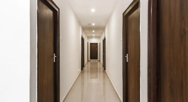 OYO Flagship 25071 Opp Amulya Hospital, Rezervovat Hotel Hotely v Andhra Pradesh s parkováním, Parkování