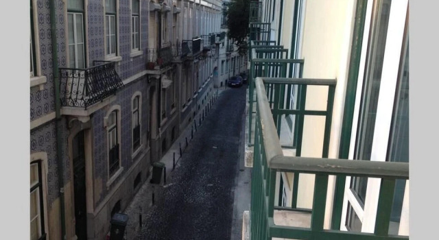 ALTIDO Spacious new 1-bed Apt w/ stunning view, 2mins from St George Castle viewpoint
