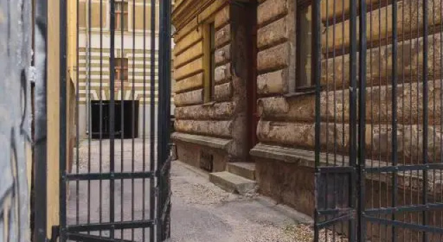 Apartment Antonijas 15, Забронировать Апартаменты/квартира Отели Риги с парковкой, рядом с Торговый центр Ориго, Парковка