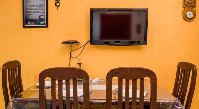 Апартаменты SUN 2BHK by Wabi Sabi Stays Steep Uphill walk 5 Mins