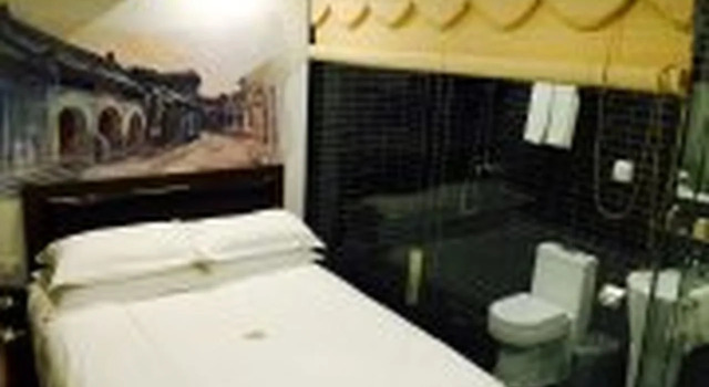 Pofit Nostalgia Theme Hotel (Beijing Nanluoguxiang), Book Hotel Dongcheng Beijing, nær Andingmen Station