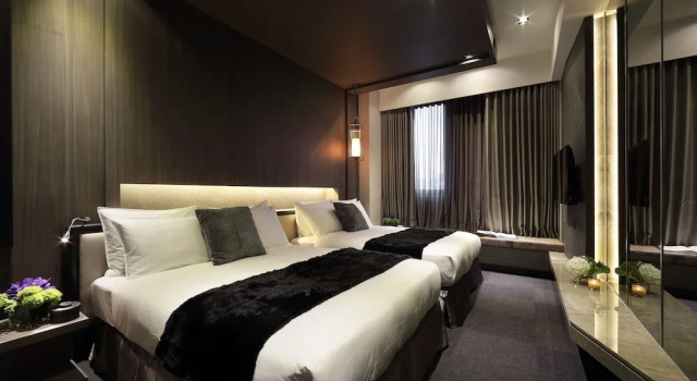 Четырёхместный номер Deluxe Boda Hotel