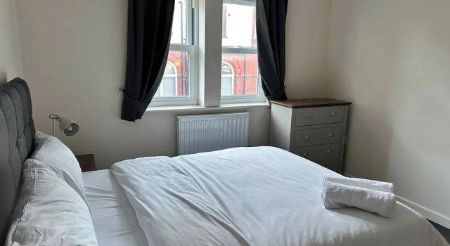 House - Sleeps 12 - Parking - Wifi, Varaa Lomakoti Mökit kohteessa Merseyside, Mökki