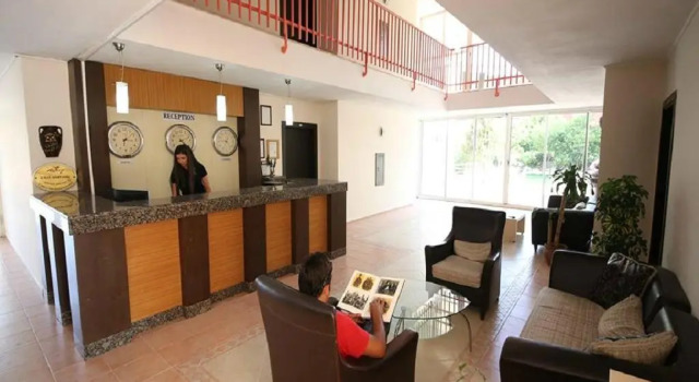 Qmax Apart Hotel, Забронировать Апарт-отель Апарт-отели Кемер, рядом с Пристань для яхт Кемера, Апарт-отель