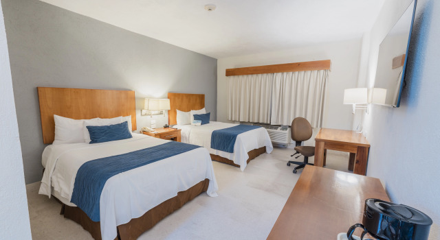 Comfort Inn Puerto Vallarta Golfside & Marina, Book Hotel Hotels in Jalisco with a Pool, Swimming Pool
